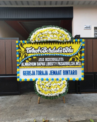 Papan Bunga Duka di Pasir Gadung
